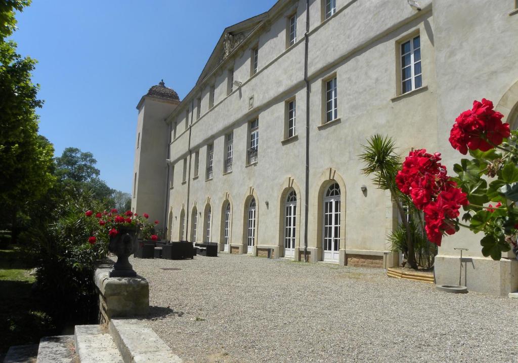 Chateau De Lignan Narbonne Exterior photo