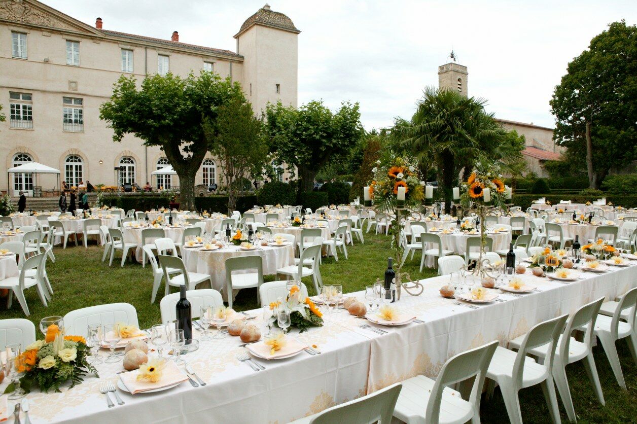 Chateau De Lignan Narbonne Exterior photo